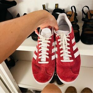 Adidas Gazelle W8.5 Collegiate Burgundy